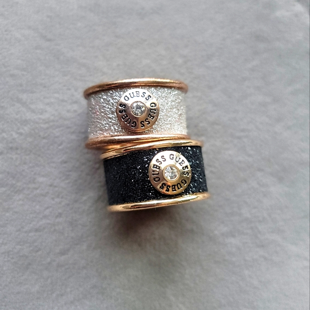 2- Guess rings